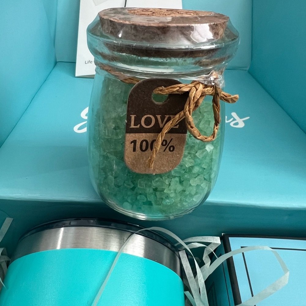 Turquoise Gift Box Set - Picture 4 of 8
